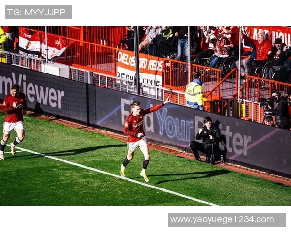 足总杯精彩对决利物浦3-0战胜拜仁补时进球点燃全场激情